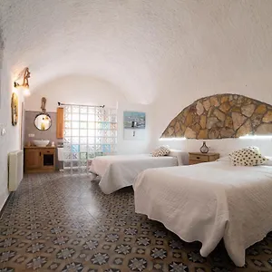 Cuevas Cortijo Gachas Holiday home